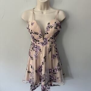 Selfie Leslie Dress Womens Small Beige Floral Mini Dainty Coquette Spring Party